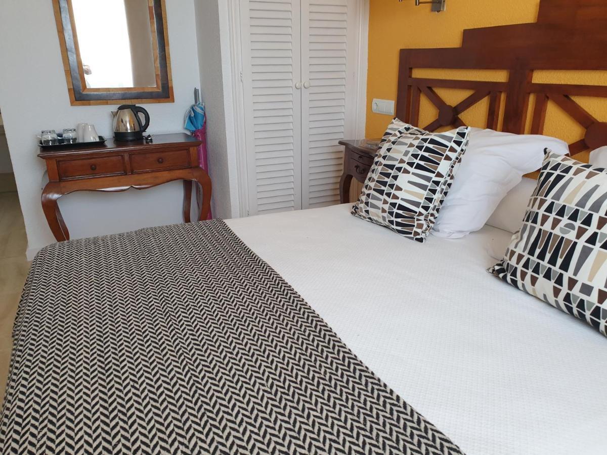 Hotel Boutique Las Arenas Es Canar  Exterior photo