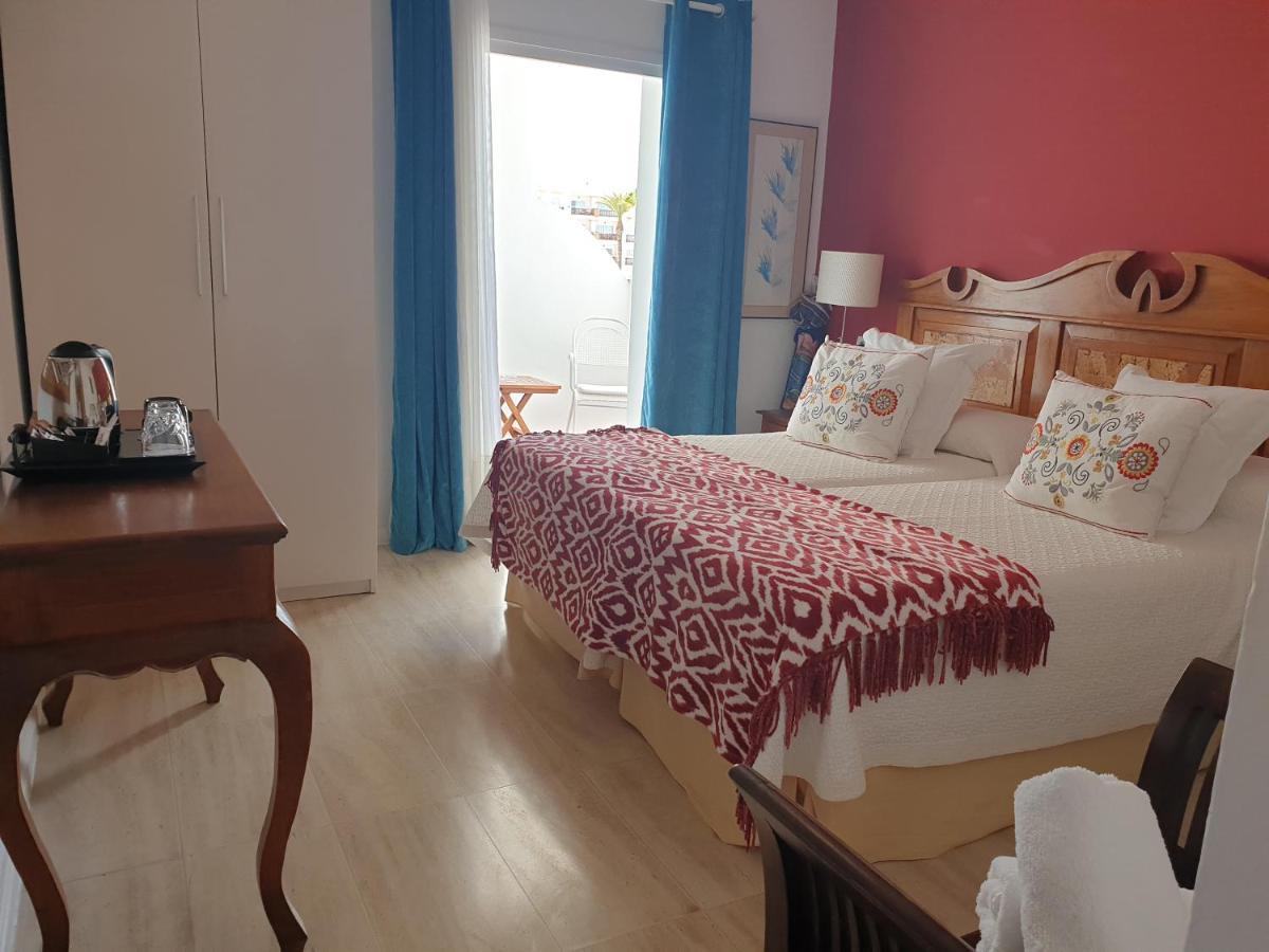 Hotel Boutique Las Arenas Es Canar  Exterior photo