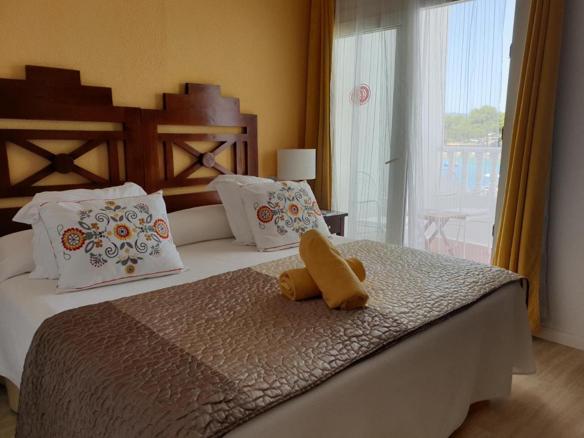 Hotel Boutique Las Arenas Es Canar  Exterior photo