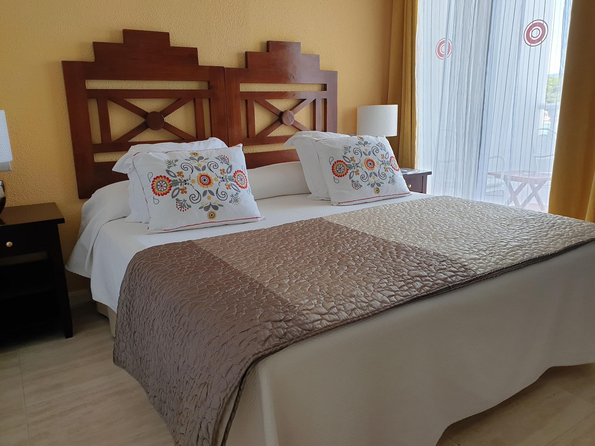 Hotel Boutique Las Arenas Es Canar  Exterior photo