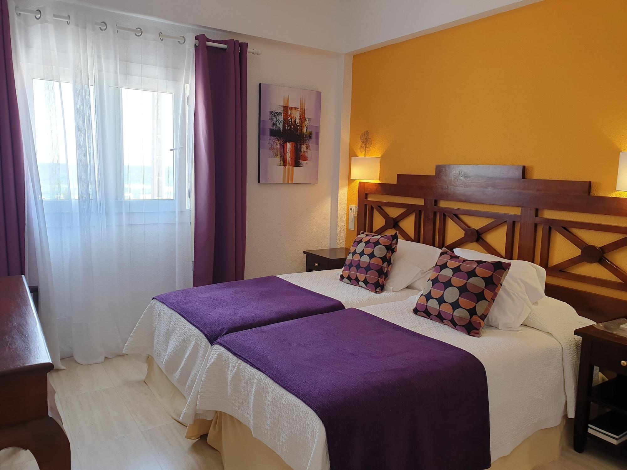 Hotel Boutique Las Arenas Es Canar  Exterior photo