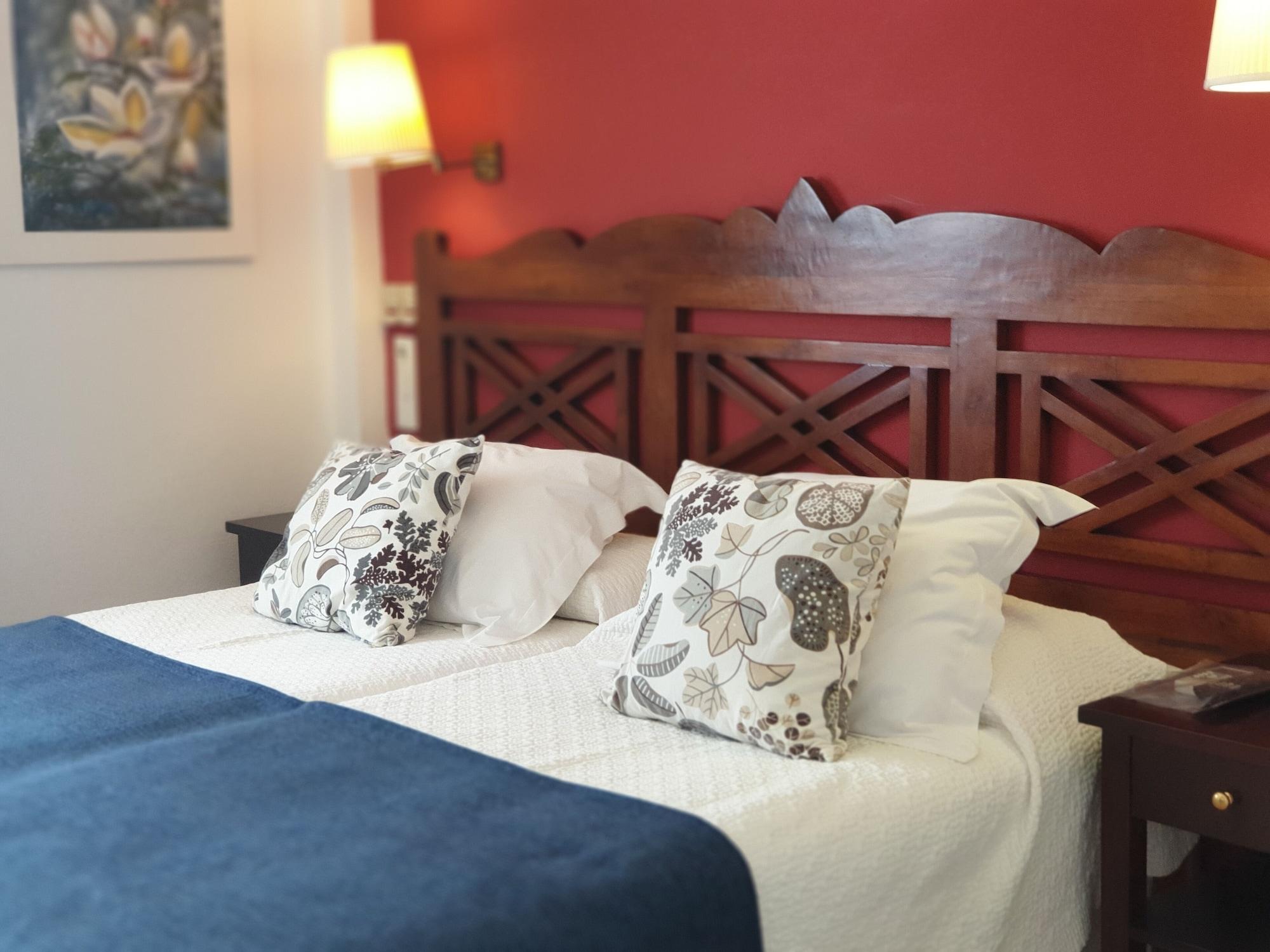 Hotel Boutique Las Arenas Es Canar  Exterior photo